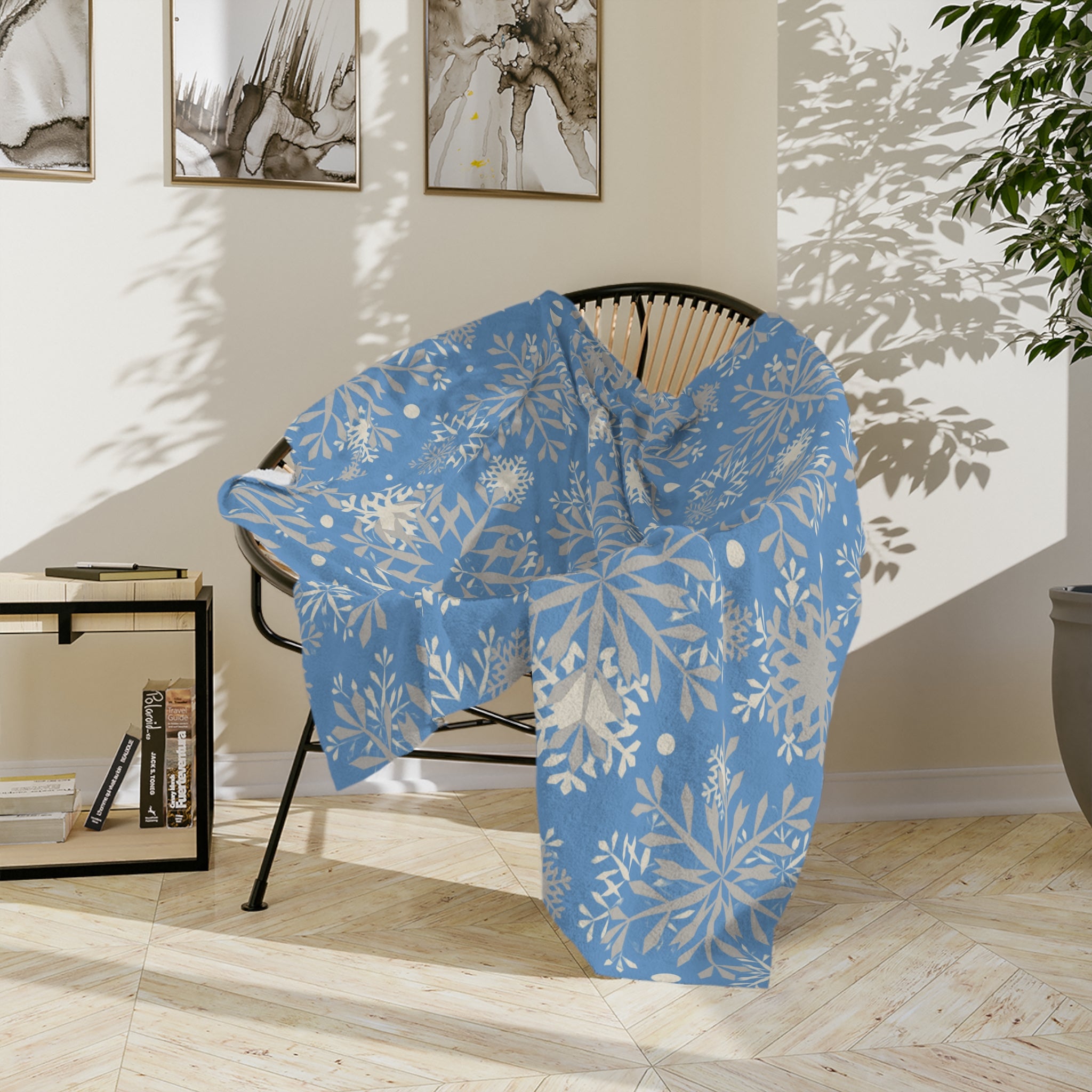 Cozy Winter Blanket, Soft Microfiber Throw for Christmas, Snowflake Design, Holiday Decor, Warm Gift